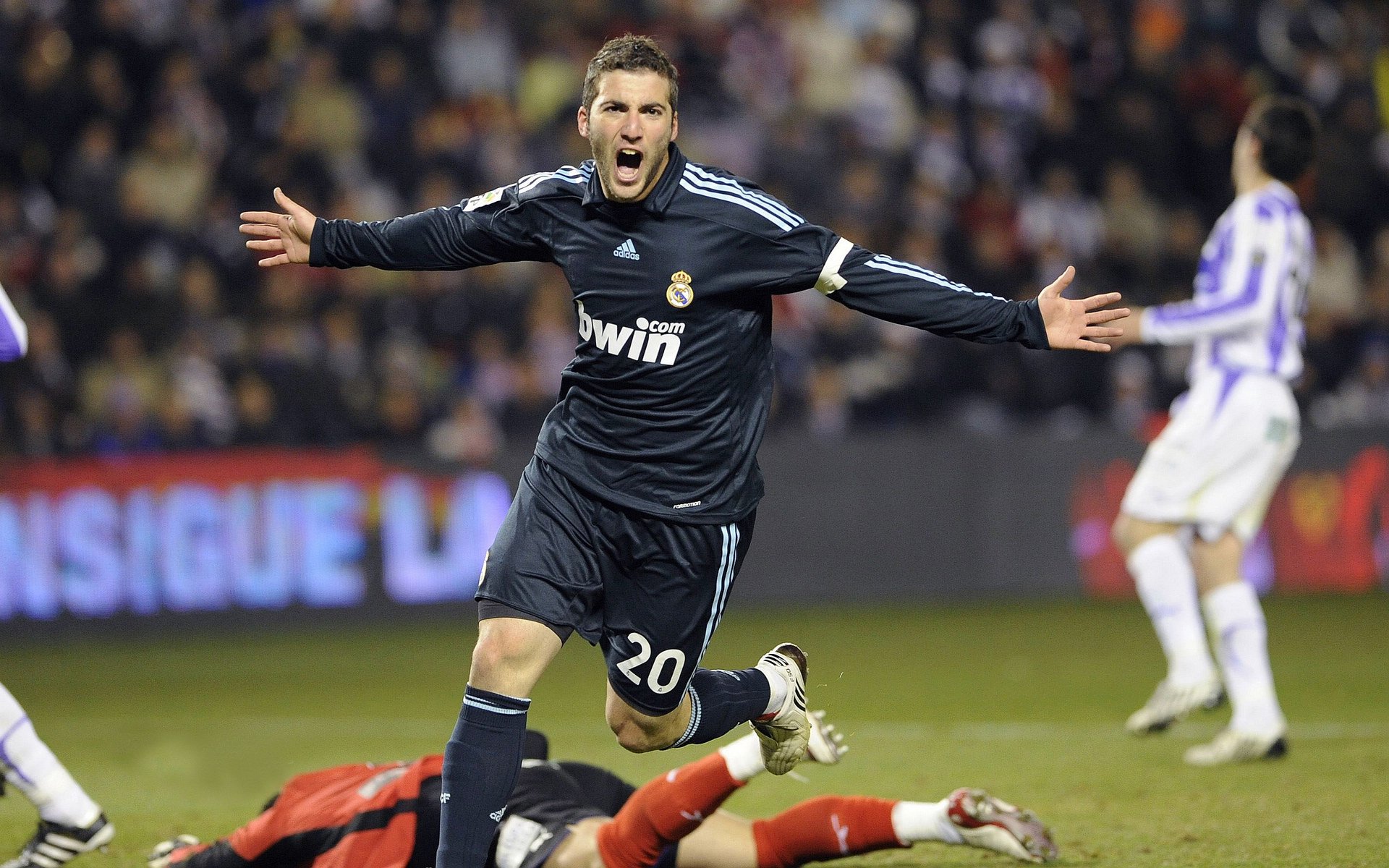 _极限漂流：在巨浪中寻求刺激_，极限漂流哪里好玩